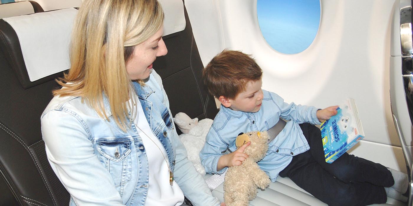 How to Keep Toddlers Entertained on a Plane From Parents who ve been Flyaway Designs